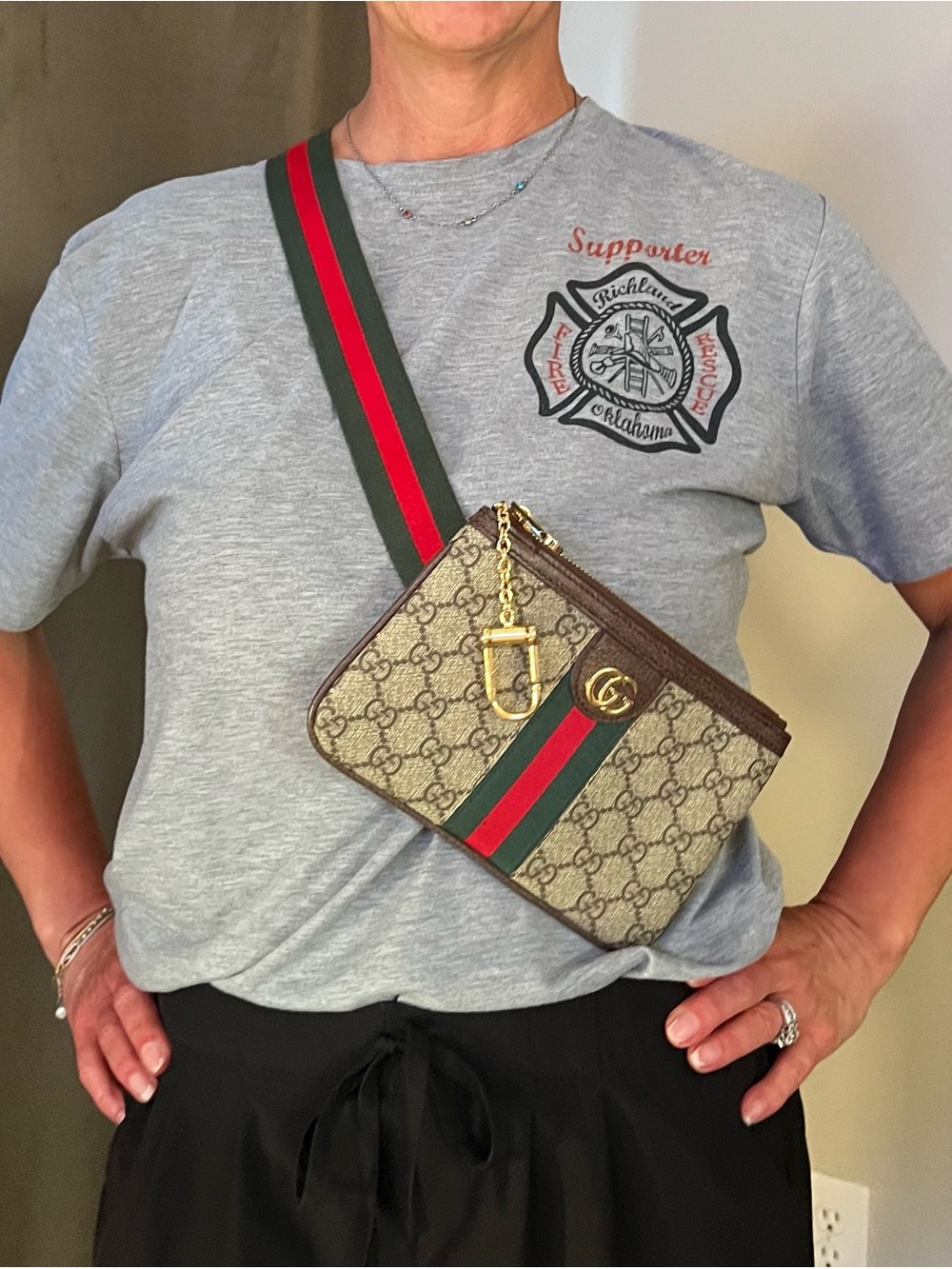 Gucci GG Supreme Crossbody Bag in Beige/Brown with Green-Red Web - Picture 13 of 13